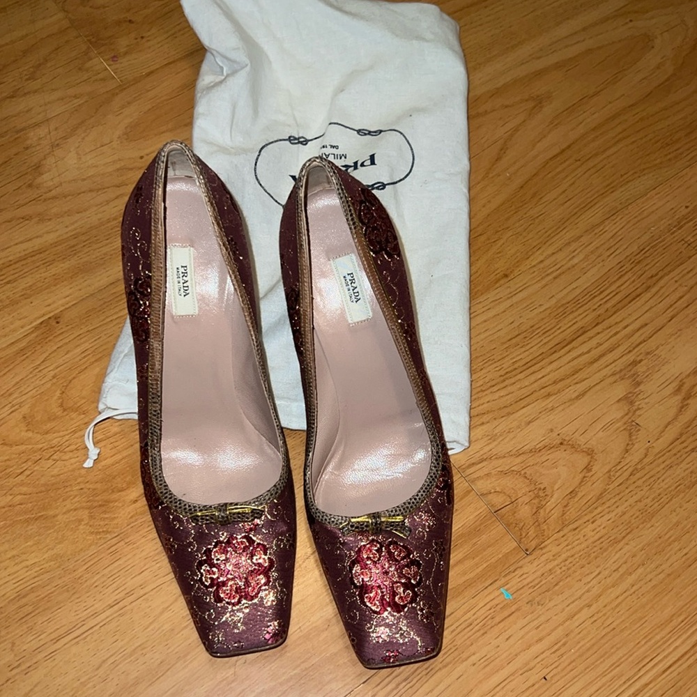PRADA SILK FLORAL WITH Leather BOW Evening Wedding Pumps Shoes Sz 6 1/2